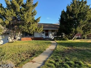 229 N 35th Ave, Yakima, WA 98902