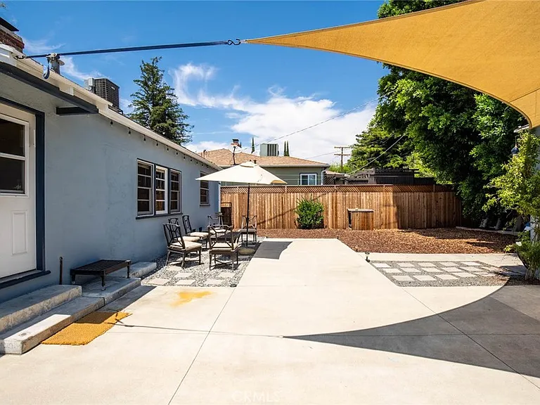 4444 Tujunga Ave — Photo 8