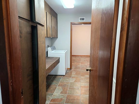 4th image of 103 Dolby St