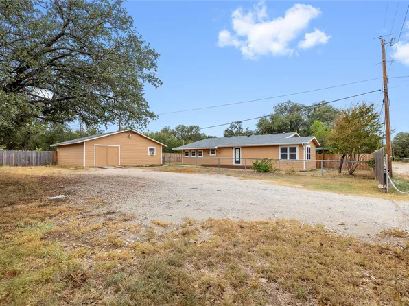 6819/6817 County Road 499, Brownwood, TX 76801