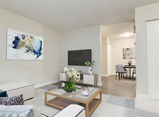 119 Mount Pleasant Dr #6, Camrose, AB T4V 2M8
