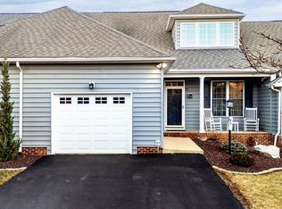 17 Vista View Ln, Staunton, VA 24401