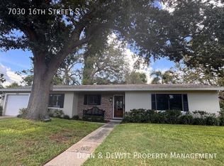 7030 16th St S, Saint Petersburg, FL 33705