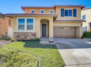 406 Calabrese St, Fallbrook, CA 92028