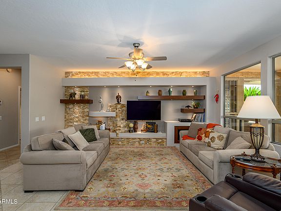 3rd image of 17949 W TIERRA DEL SOL Drive