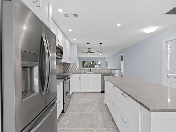 4th image of 5750 Princess Palm Ct APT B