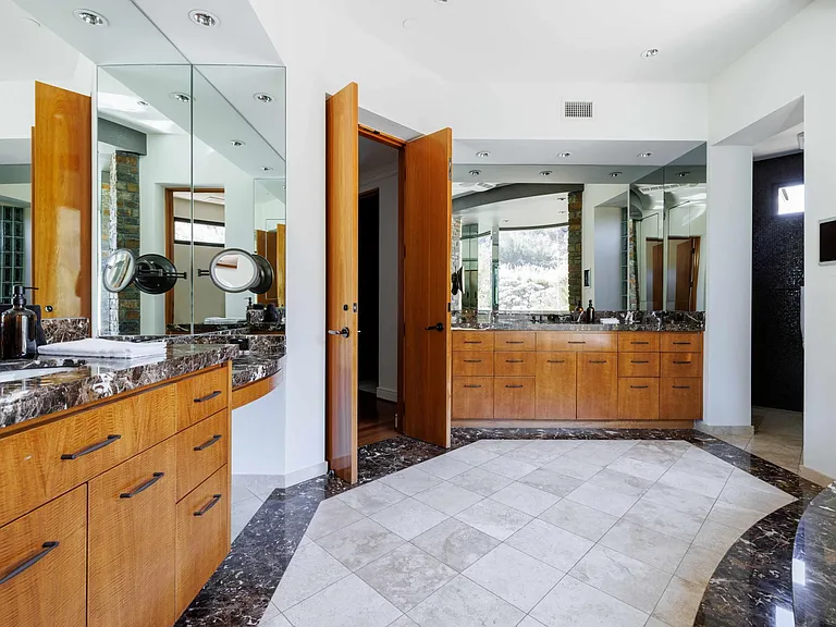7451 N Las Brisas Ln — Photo 102