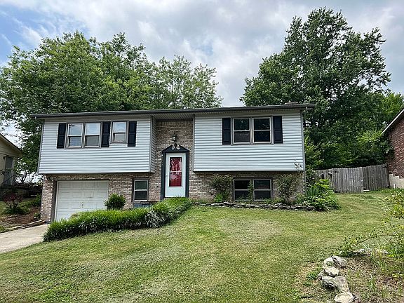 5th image of 137 Lee Dr