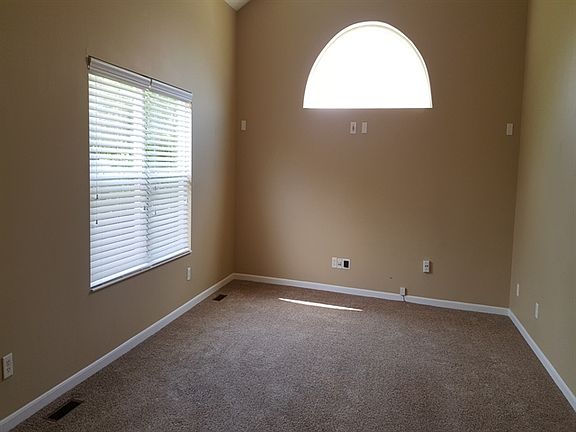 3rd image of 6976 Belleglade Dr