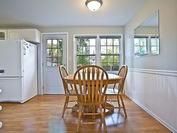 4th image of 16023 Ashworth Ave N