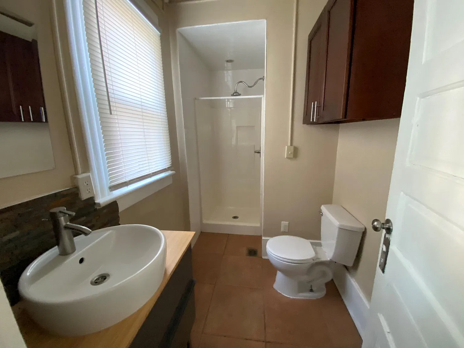 6 bed, 1532 sqft, $12,500 — Photo 4
