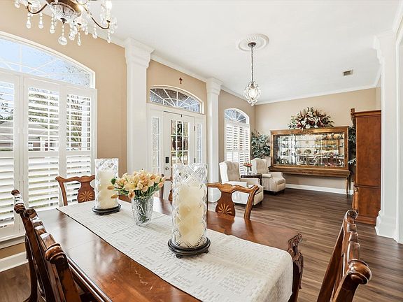 4th image of 6359 Belgrand Dr