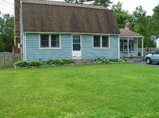 38 Pomeroy St, Easthampton, MA 01027