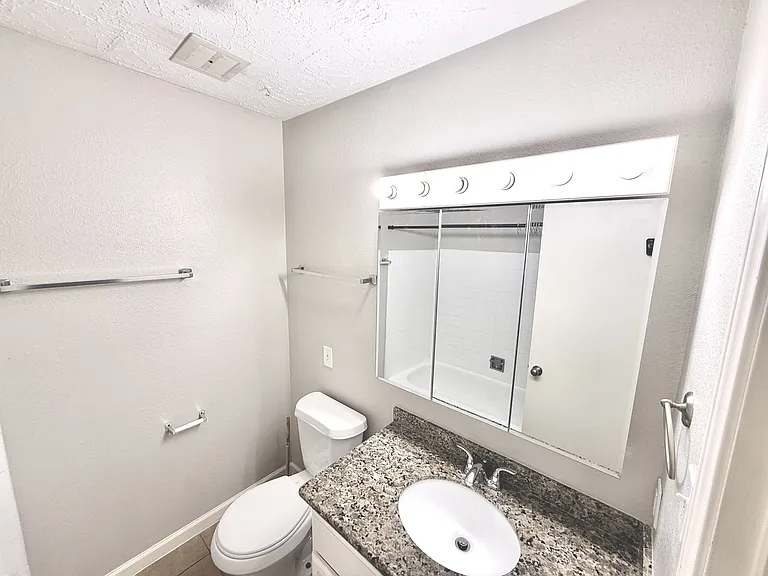 16814 David Glen Dr — Photo 8