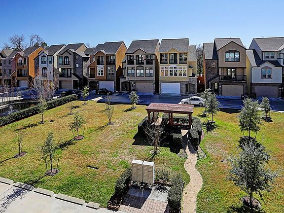 4th image of 11006 Upland River Dr
