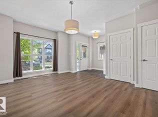 356 Pioneer Rd, Spruce Grove, AB T7X 0T1
