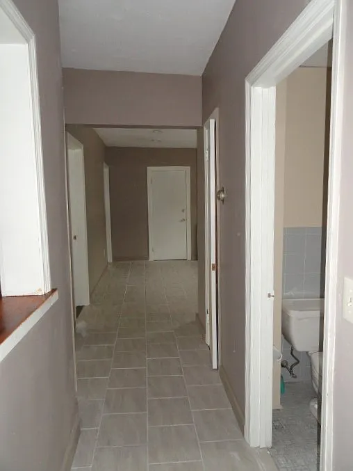 3 bed, 2000 sqft, $2,775 — Photo 2