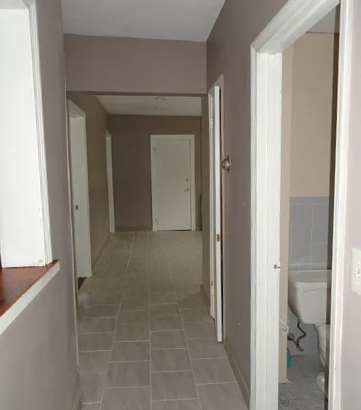 106-108 Lyme St #2 — Photo 2