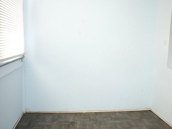 5th image of 832 N Mozart St #1F