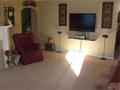 5th image of 803 Donald Ave