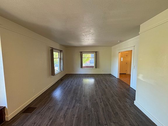 4th image of 342 NW 29th St