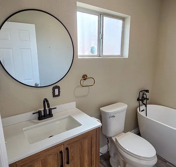 4735 Myrtle St — Photo 15