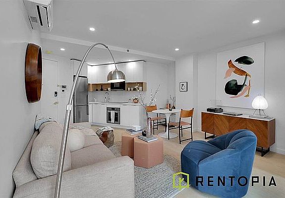 4th image of 280 Meeker Ave #207