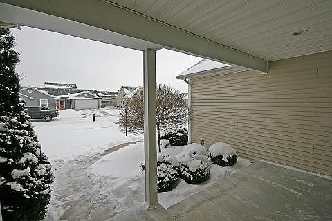 2nd image of 611 Sycamore Dr