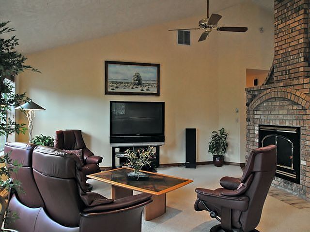 2nd image of 1344 Troon Dr