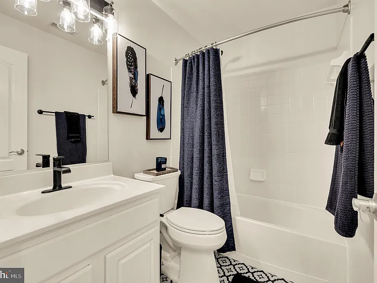 6747 Applemint Ln — Photo 44