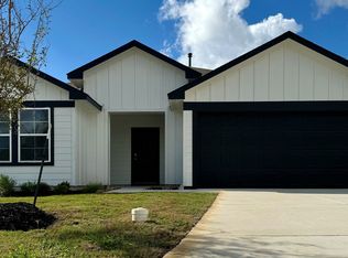 1038 Argonne Frst, Seguin, TX 78155