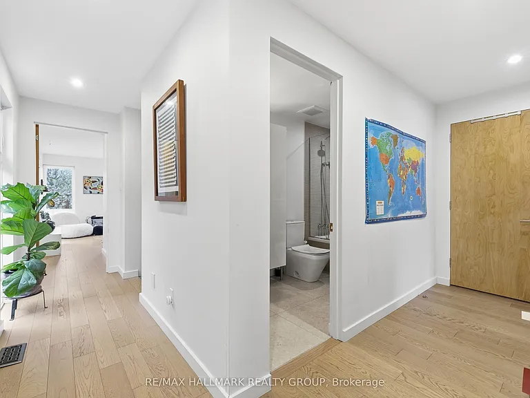 23 Helena St #A — Photo 12