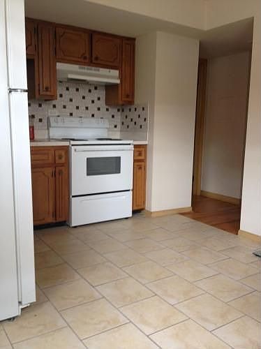 2nd image of 9458 Maple Dr APT 1A