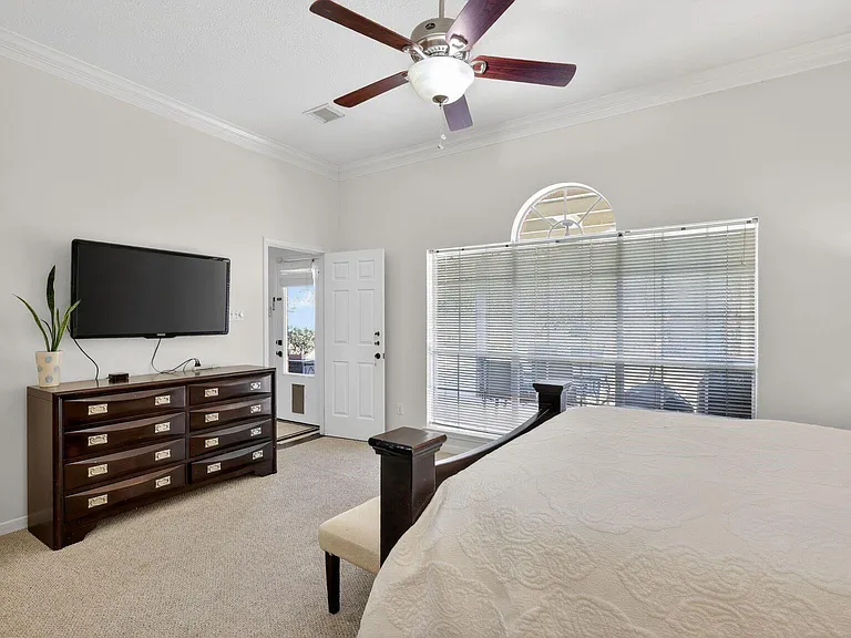 502 Ernst Ct — Photo 26