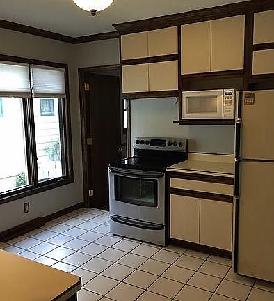 4th image of 2735 S Taylor Ave #2735