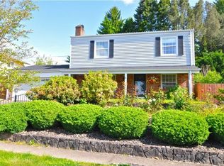 11975 SW Clifford St, Beaverton, OR 97008