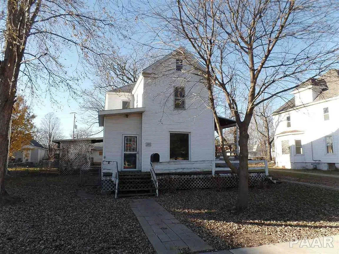 1213 N Finney St photo 1