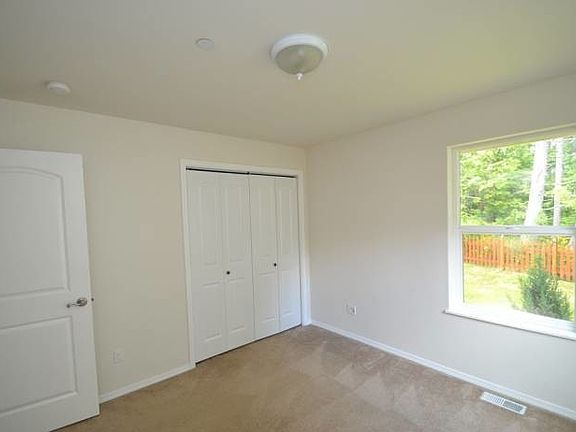 5th image of 813 Madeline St