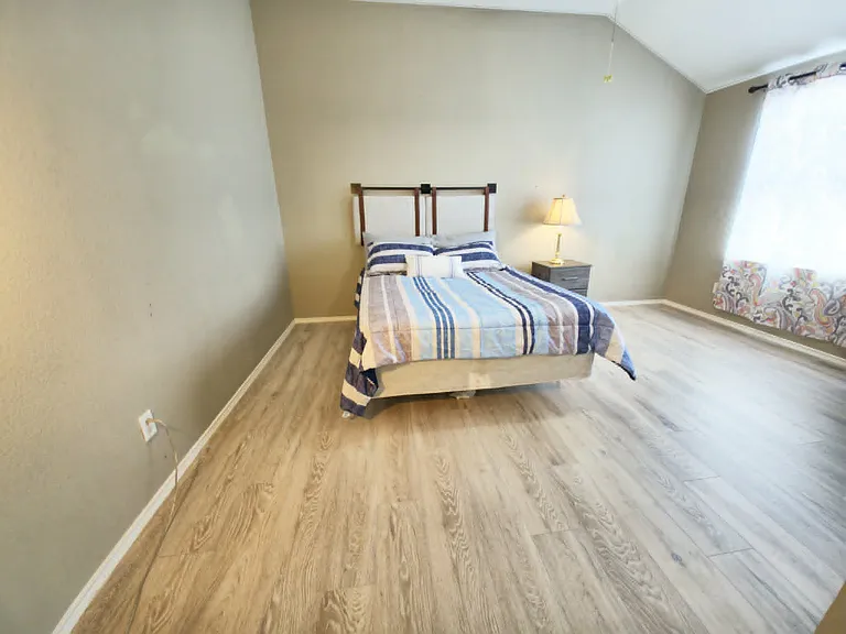 4440 Ravensbrook Ct — Photo 21