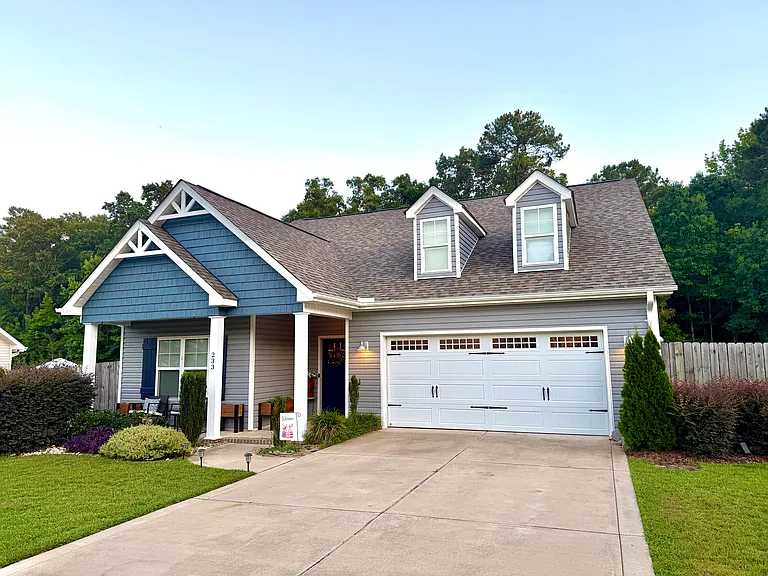 233 Forester Dr — Photo 2