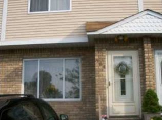 764 Barlow Ave, Staten Island, NY 10312