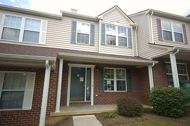 1st image of 435 Oaktree Blvd