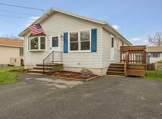75 Branch Ave, Cumberland, RI 02864