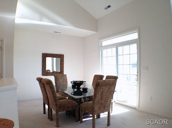3rd image of 210D October Glory Ave #210D