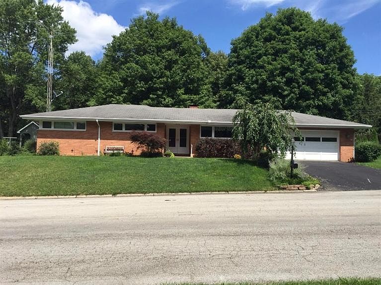 1st image of 664 Timber Ln
