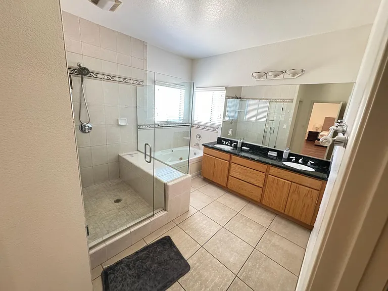 12596 Oaks Ave — Photo 8