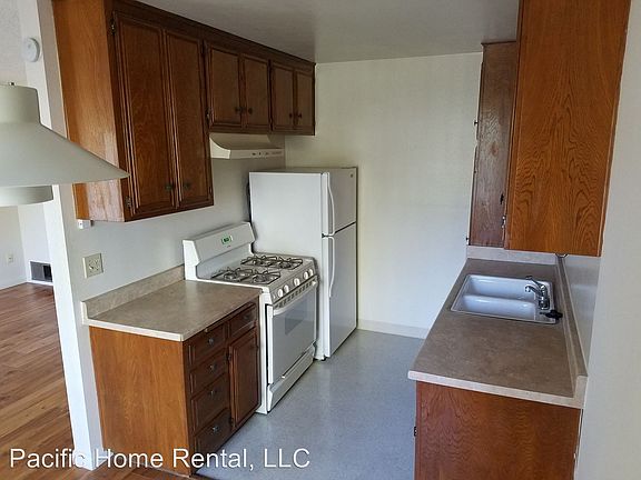 4th image of 4876 Del Mar Ave APT 7