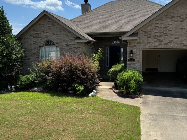 5725 Heritage Heights Dr