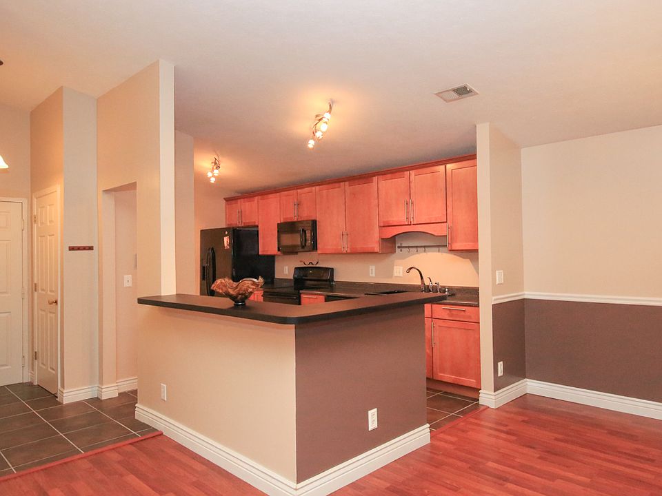 1st image of 1670 Piper Ln APT 206