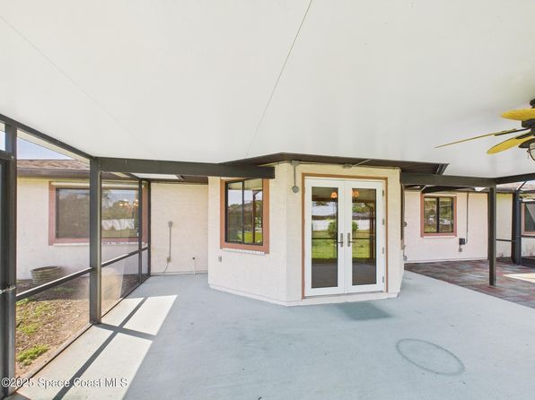 1820 Barber St, Sebastian, FL 32958
